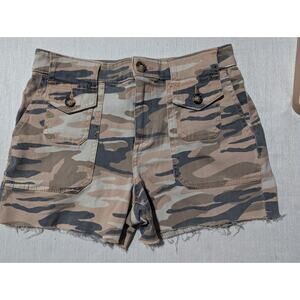 Express womens Mid Rise Shortie shorts Size 2 Cut Off Pink Camo Shorts Y2K